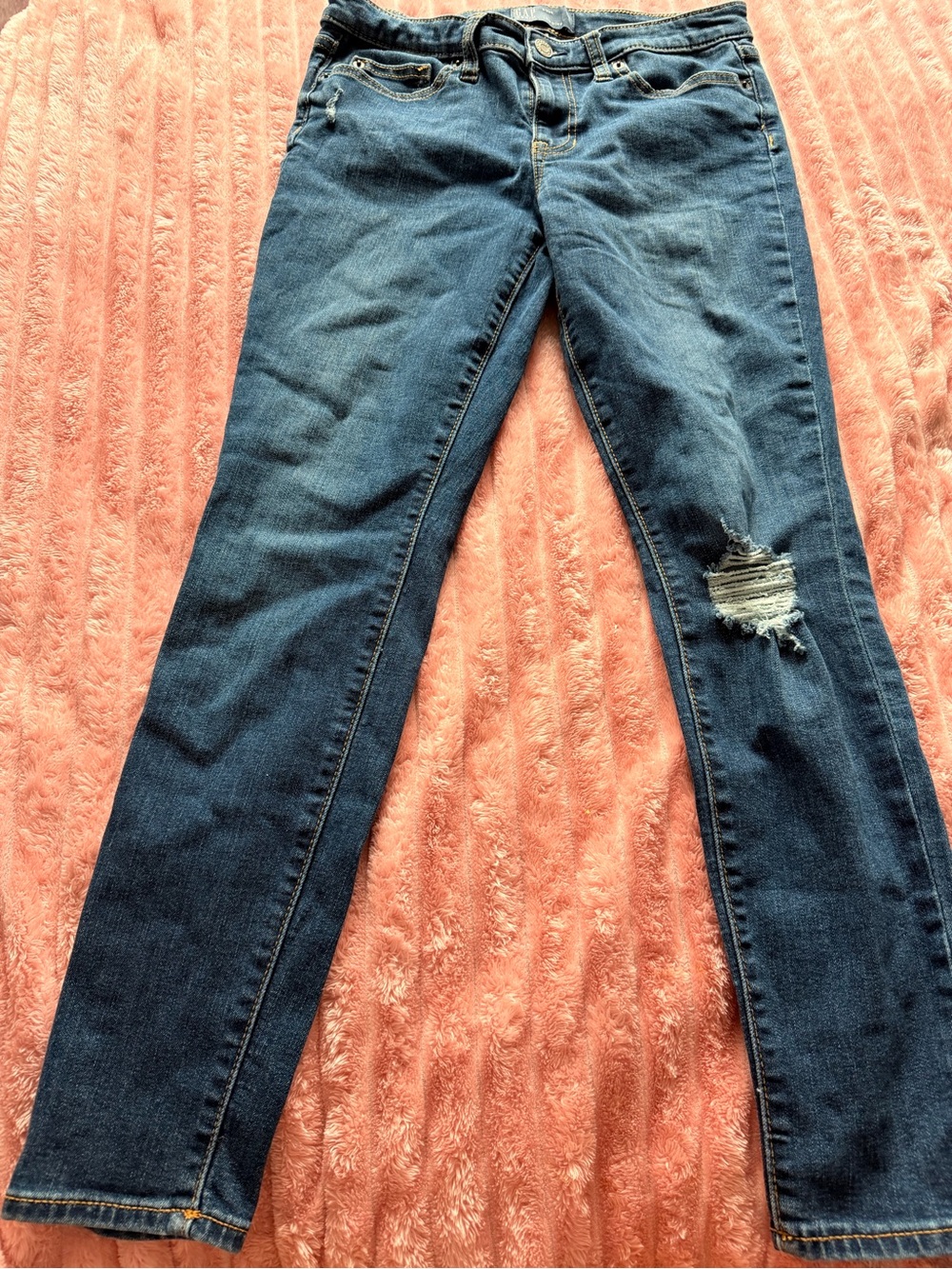 GAP Women's Dark Blue Skinny Jeans with Knee Distress
